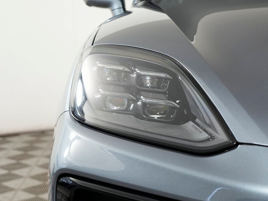 2026 Porsche Cayenne Coupe