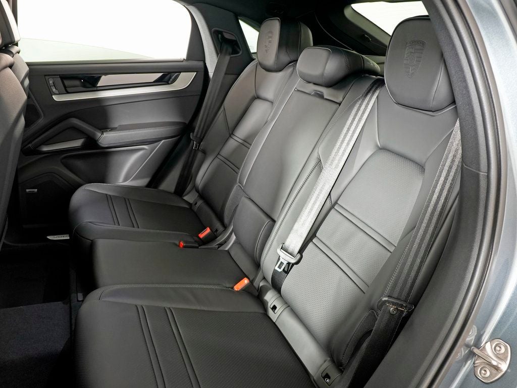 2026 Porsche Cayenne Coupe