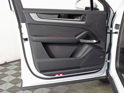 2025 Porsche Cayenne Coupe