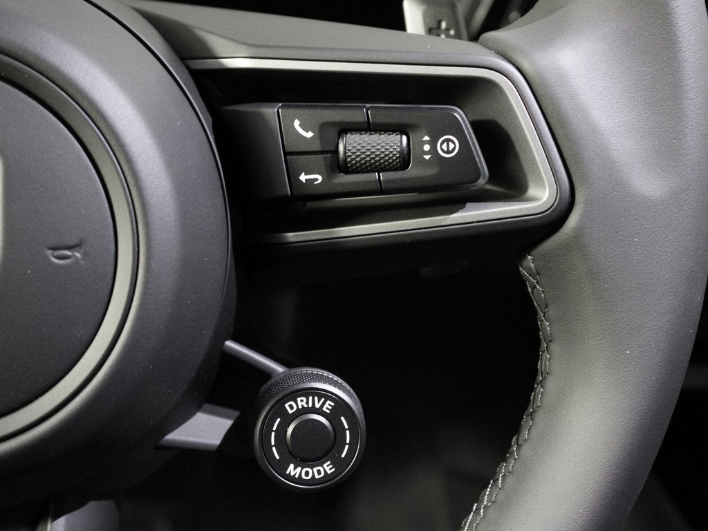 2025 Porsche Cayenne Coupe