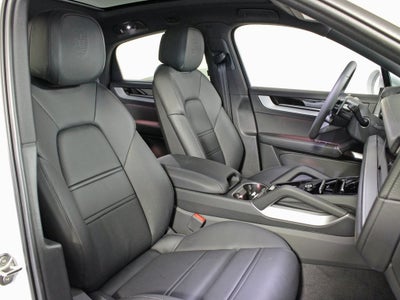 2025 Porsche Cayenne Coupe
