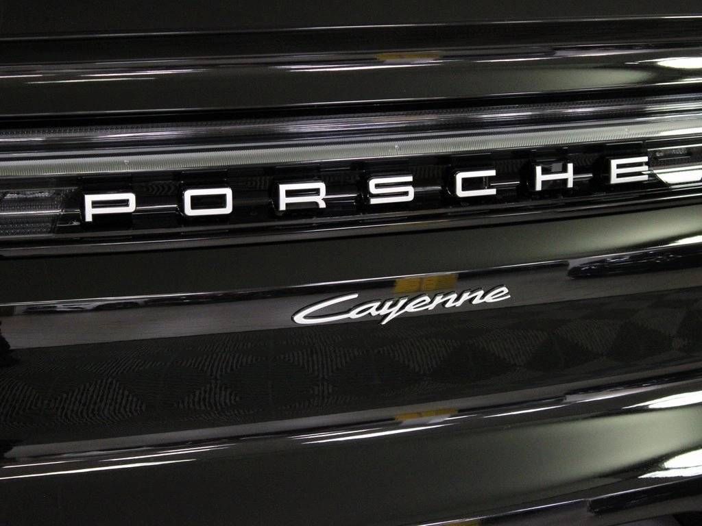 2026 Porsche Cayenne Base