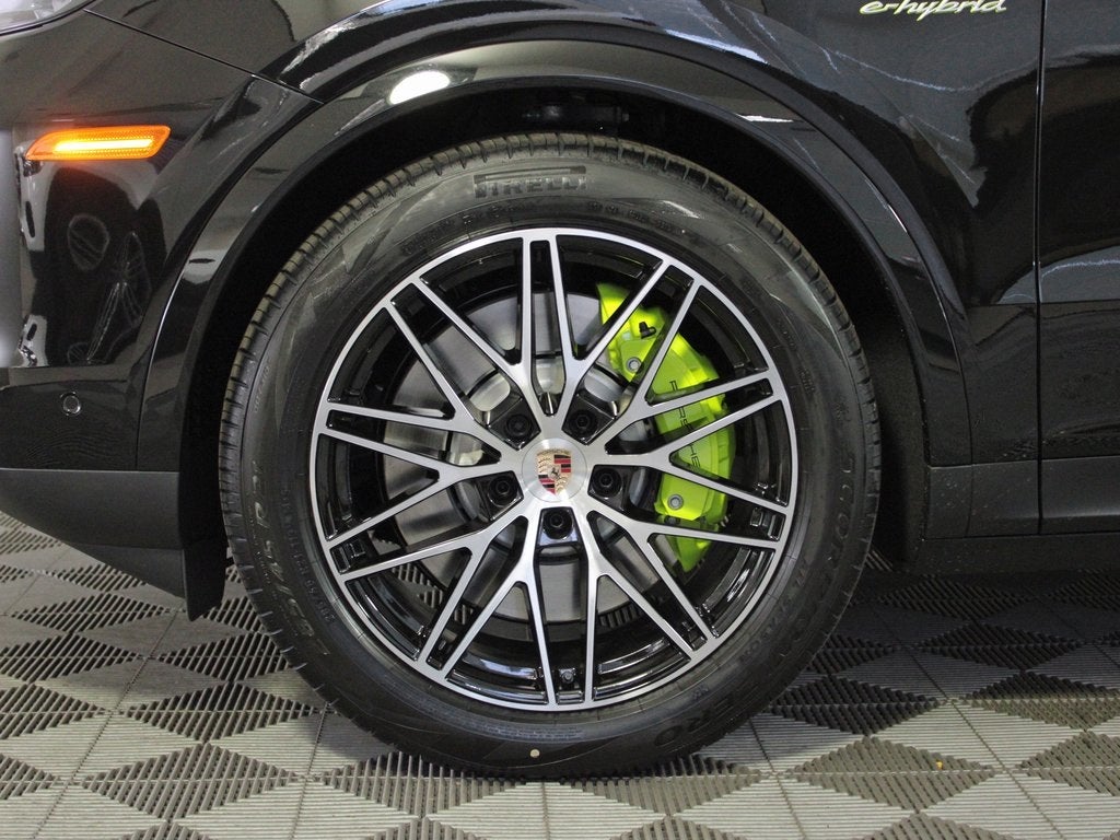 2026 Porsche Cayenne E-Hybrid Coupe