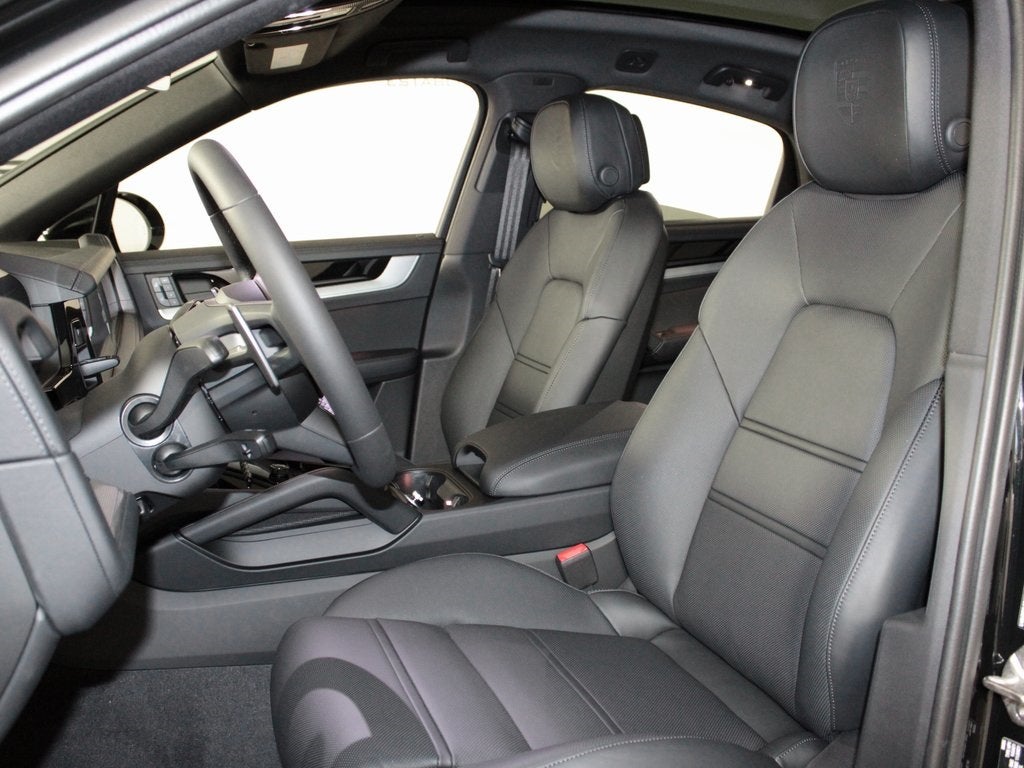 2026 Porsche Cayenne E-Hybrid Coupe