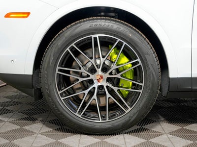 2026 Porsche Cayenne Base