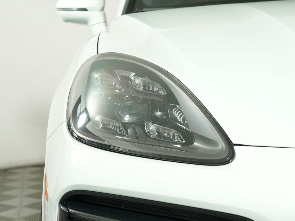 2023 Porsche Cayenne Turbo