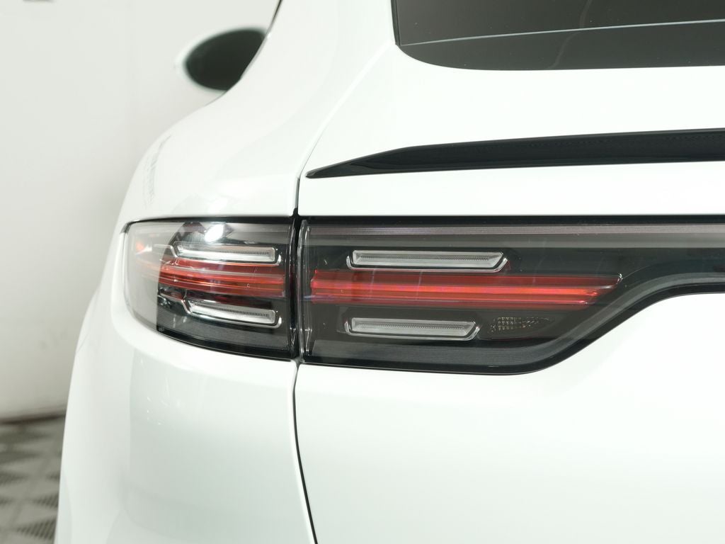 2023 Porsche Cayenne Turbo