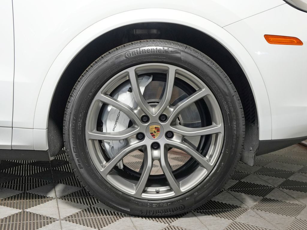 2023 Porsche Cayenne Turbo