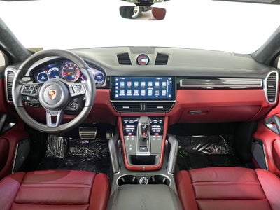 2023 Porsche Cayenne Turbo