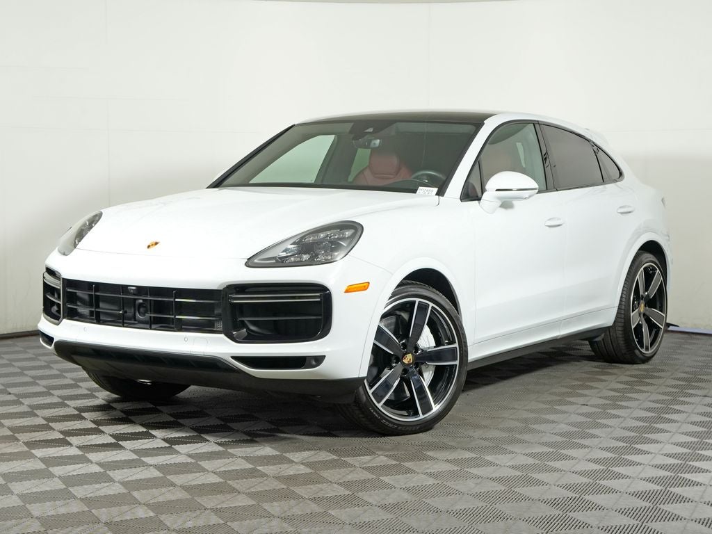2023 Porsche Cayenne Turbo's photo