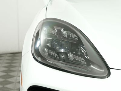 2023 Porsche Cayenne Turbo