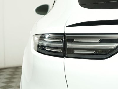 2023 Porsche Cayenne Turbo