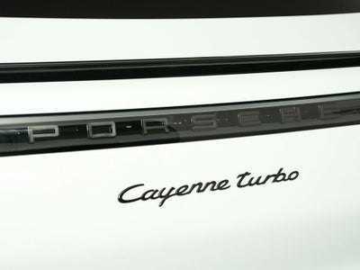 2023 Porsche Cayenne Turbo