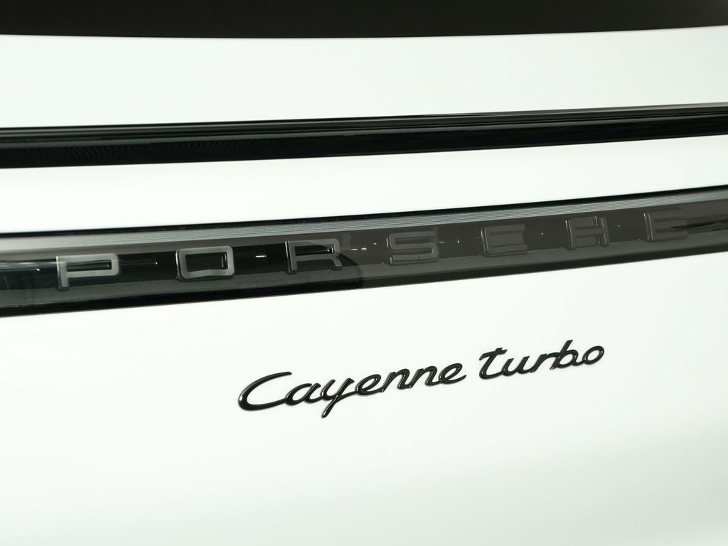 2023 Porsche Cayenne Turbo