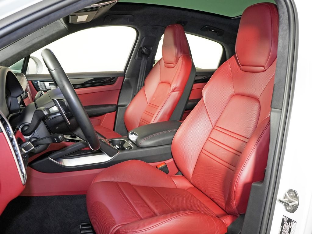2023 Porsche Cayenne Turbo