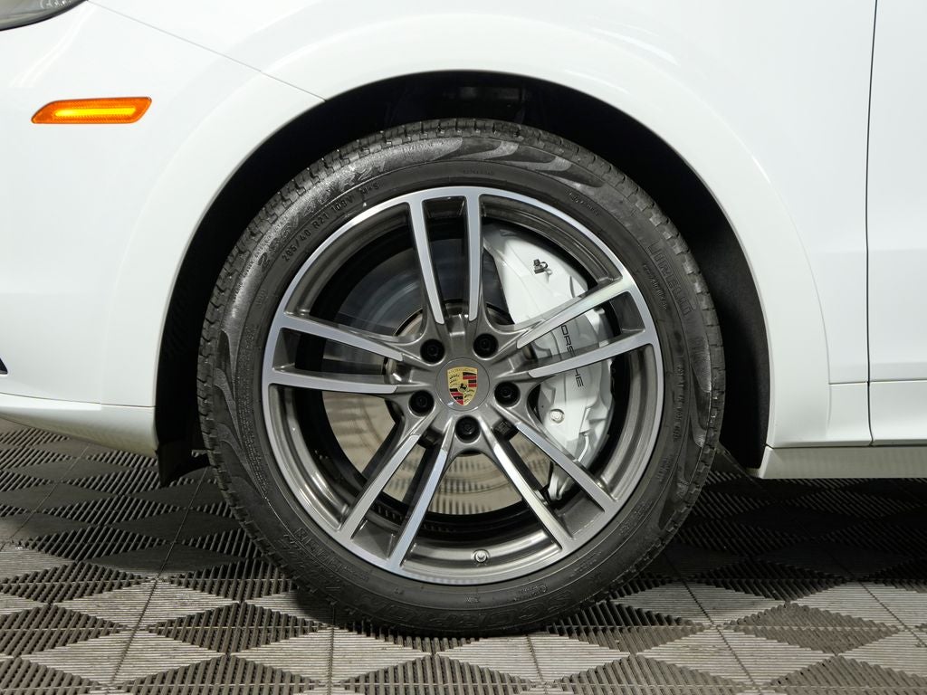 2023 Porsche Cayenne Turbo