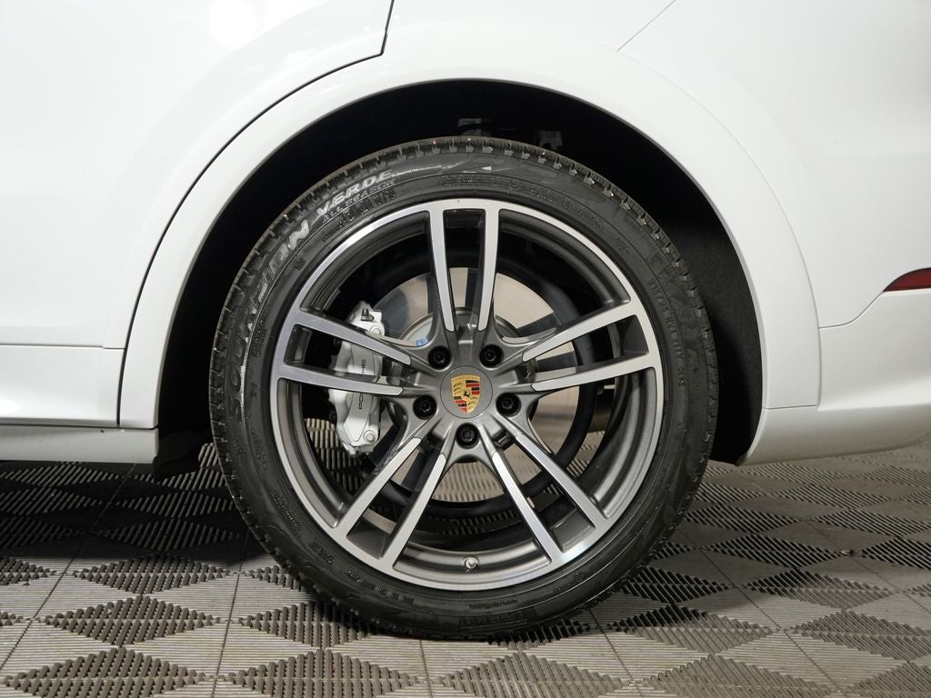 2023 Porsche Cayenne Turbo