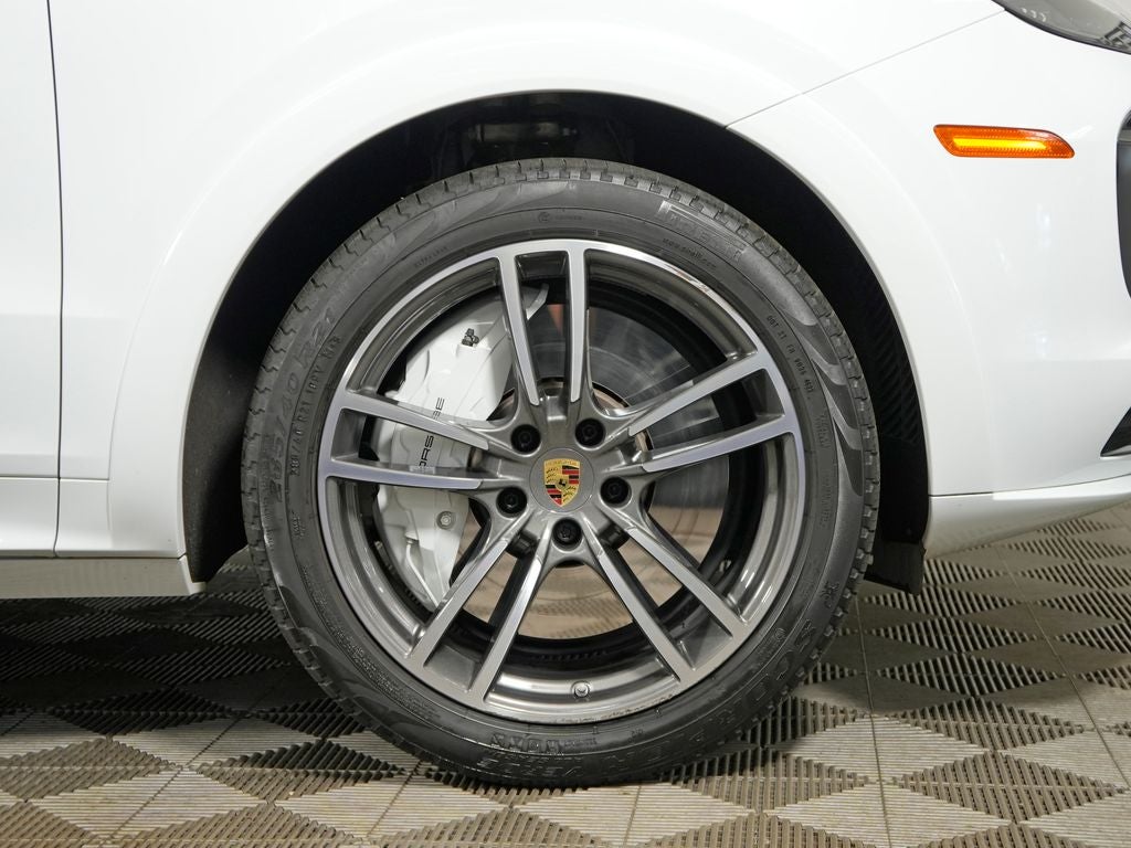 2023 Porsche Cayenne Turbo