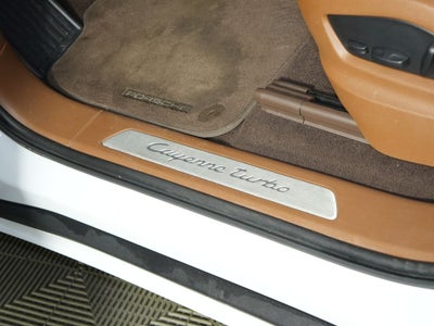 2023 Porsche Cayenne Turbo