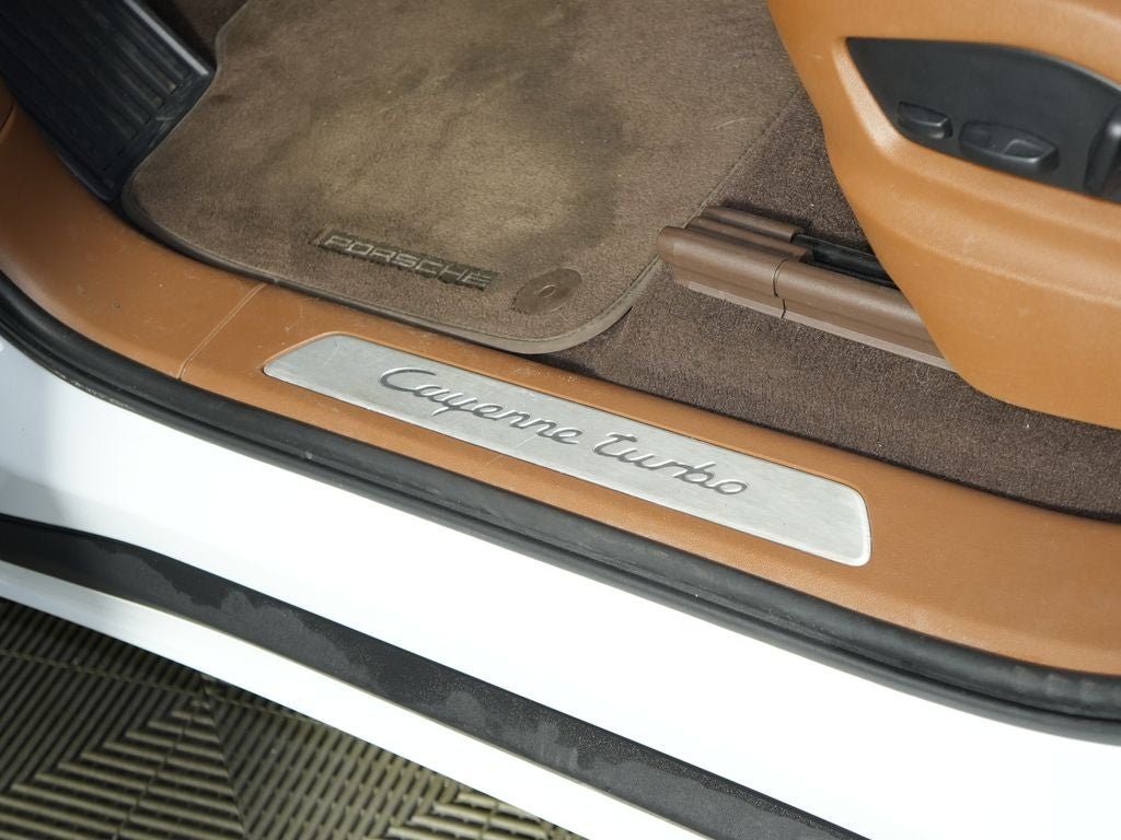 2023 Porsche Cayenne Turbo