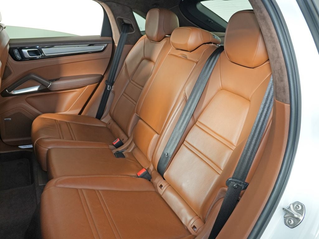 2023 Porsche Cayenne Turbo