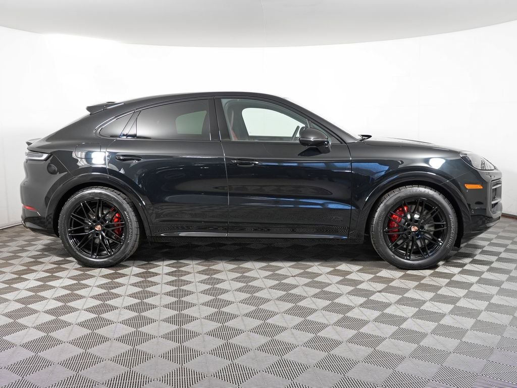2026 Porsche Cayenne GTS Coupe