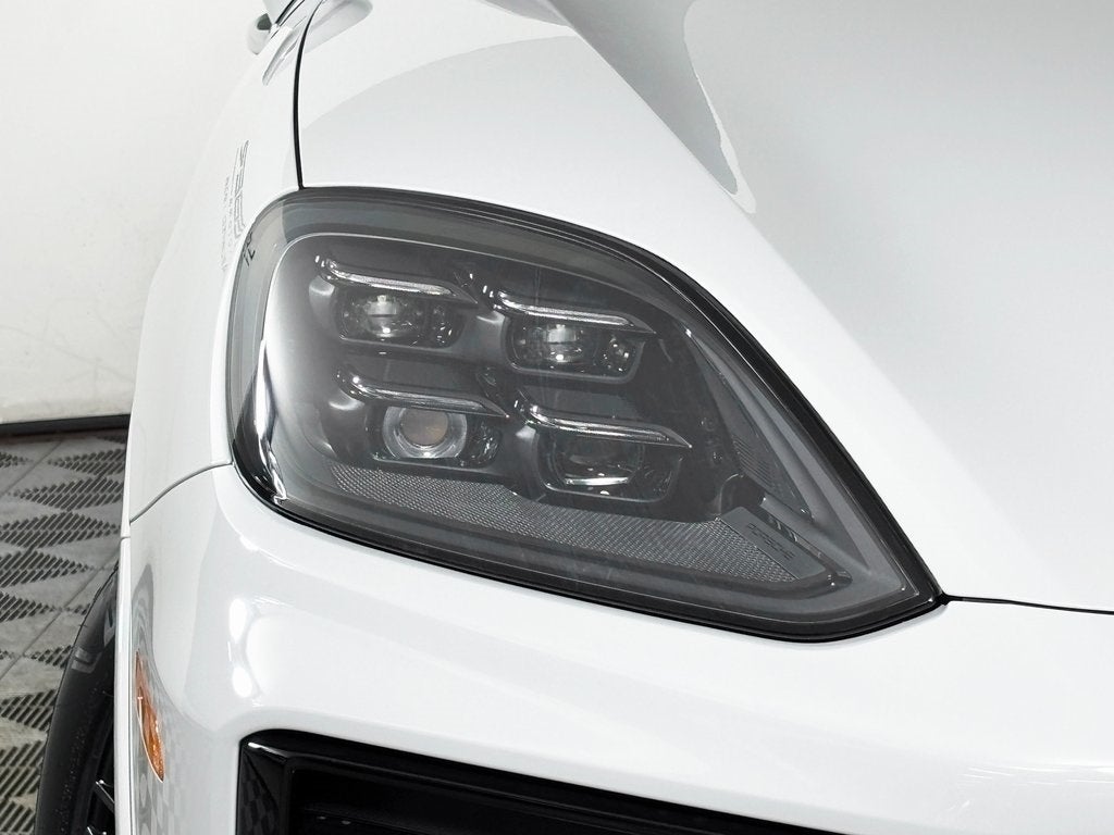 2026 Porsche Cayenne GTS Coupe