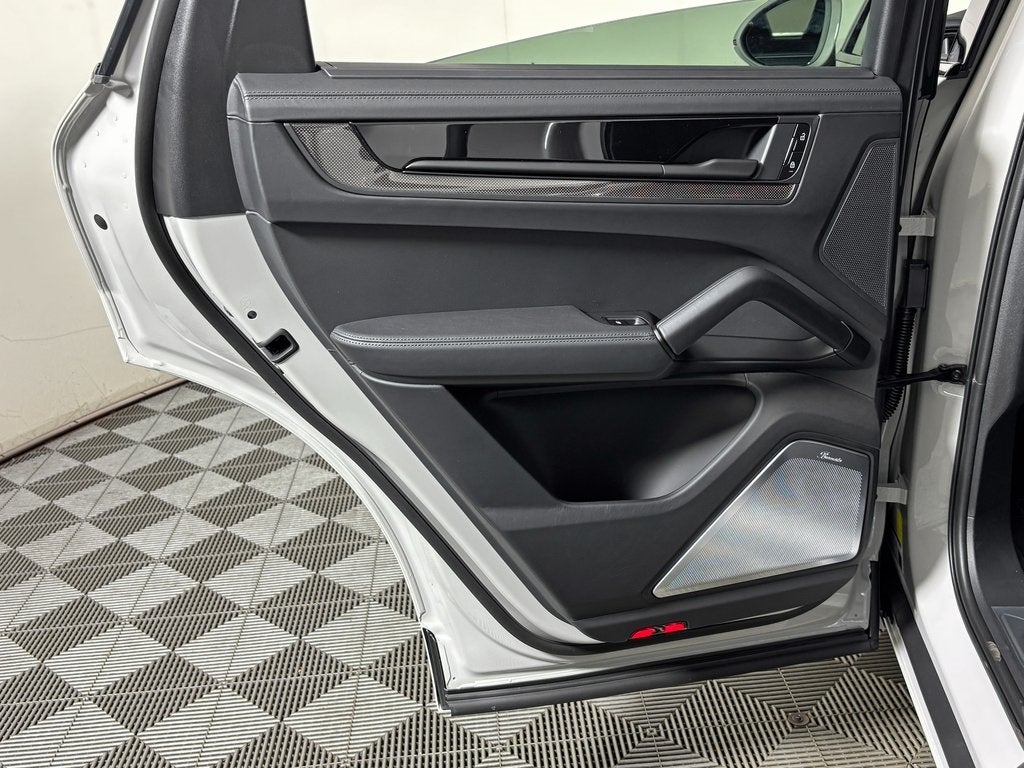 2026 Porsche Cayenne GTS Coupe