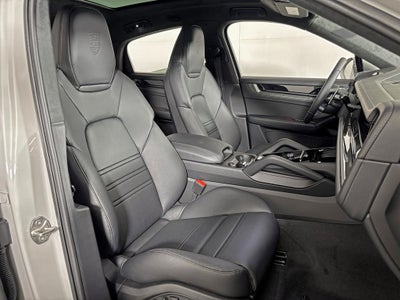 2026 Porsche Cayenne GTS Coupe