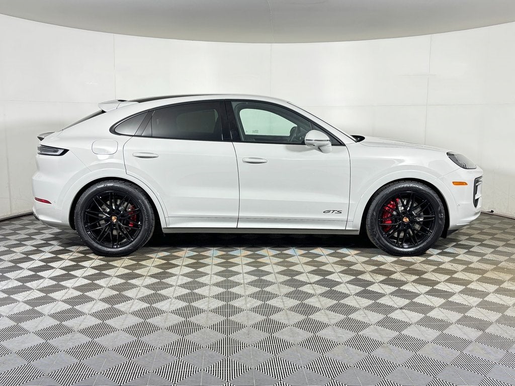 2026 Porsche Cayenne GTS Coupe