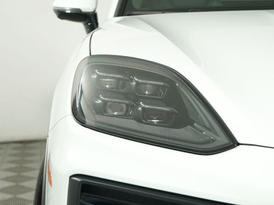 2025 Porsche Cayenne GTS