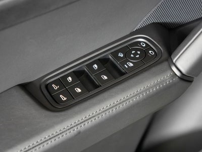 2025 Porsche Cayenne GTS