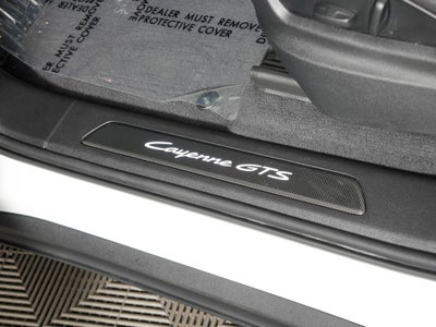 2025 Porsche Cayenne GTS