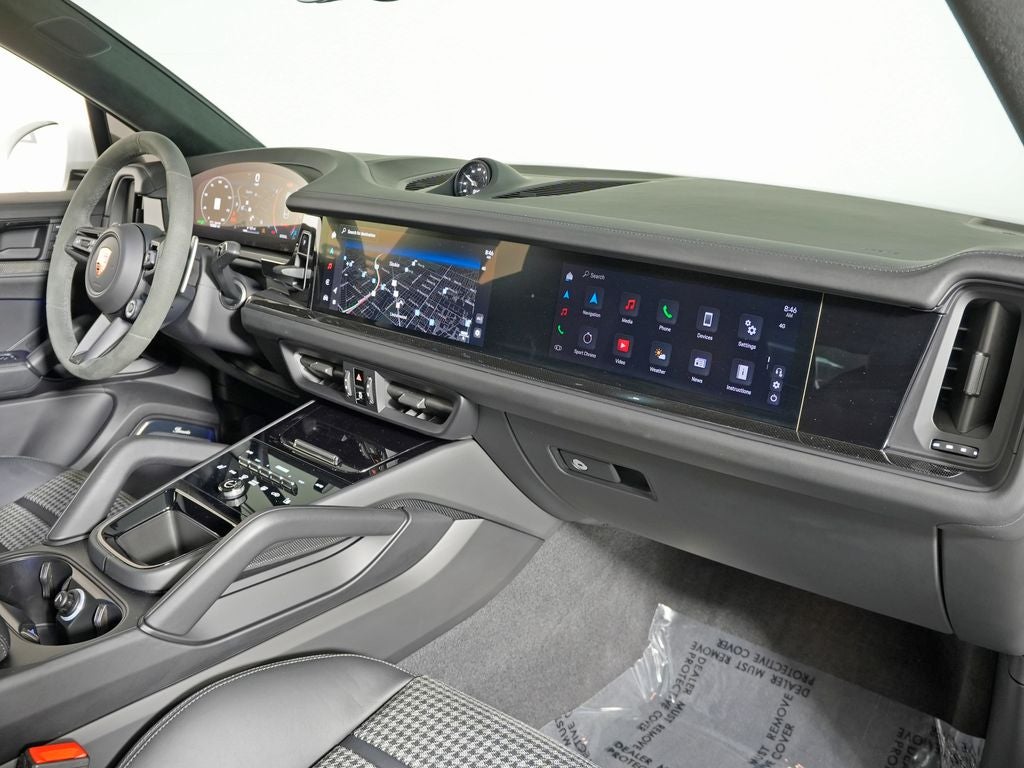 2025 Porsche Cayenne GTS