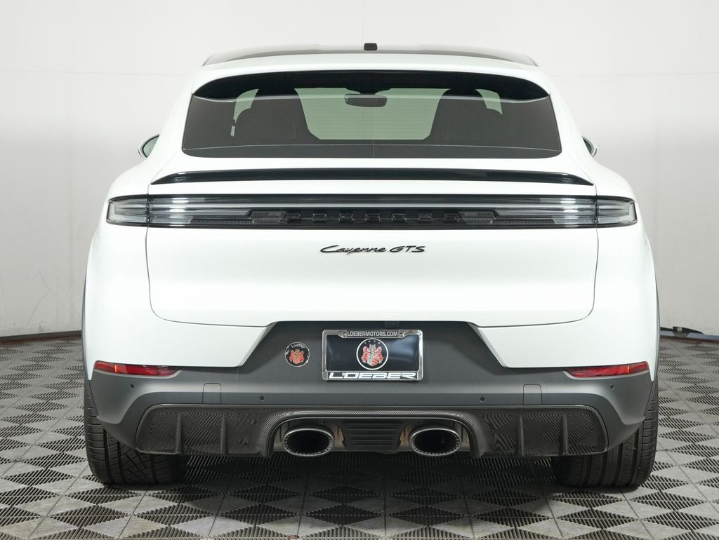 2025 Porsche Cayenne GTS