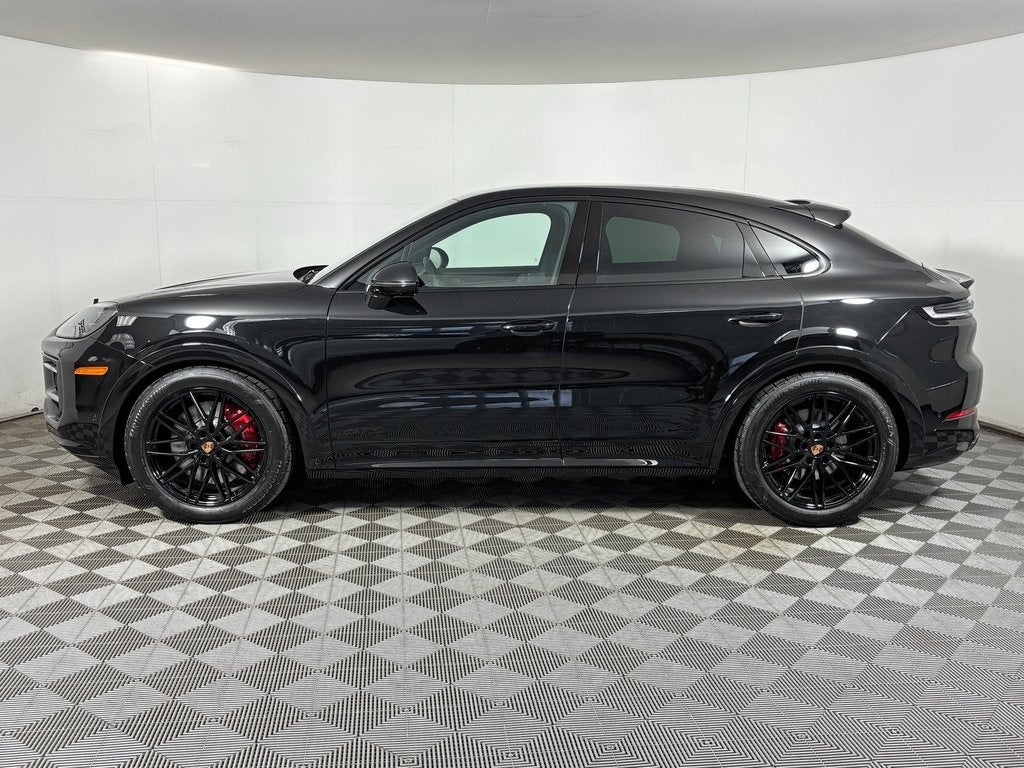 2026 Porsche Cayenne GTS
