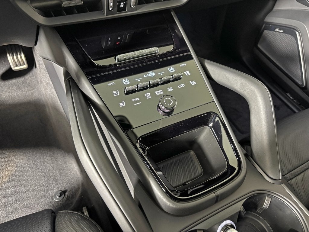 2026 Porsche Cayenne GTS