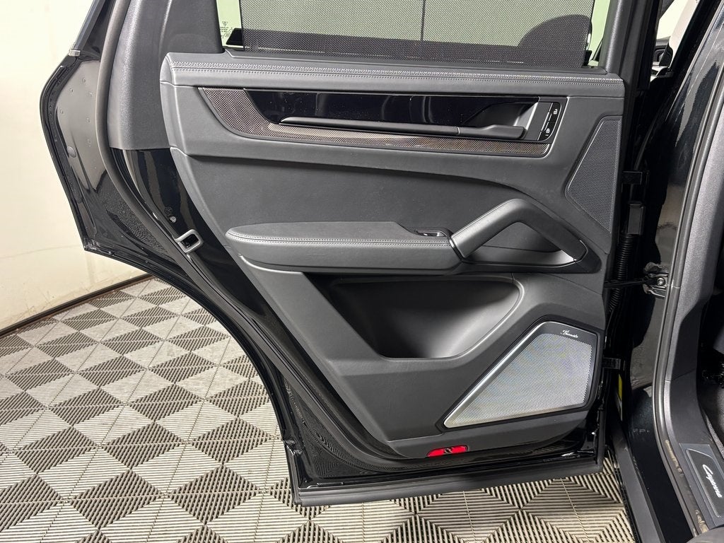 2026 Porsche Cayenne GTS