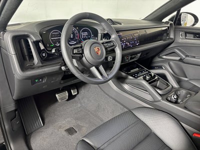 2026 Porsche Cayenne GTS