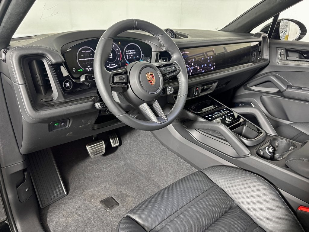 2026 Porsche Cayenne GTS