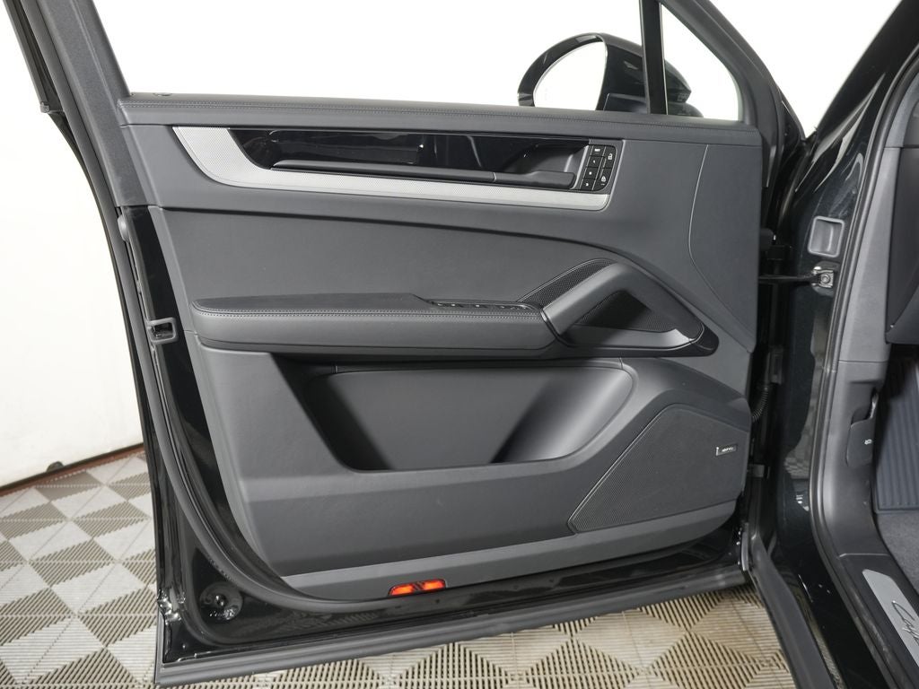 2026 Porsche Cayenne S