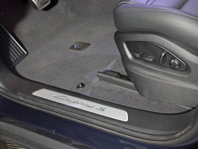 2025 Porsche Cayenne S