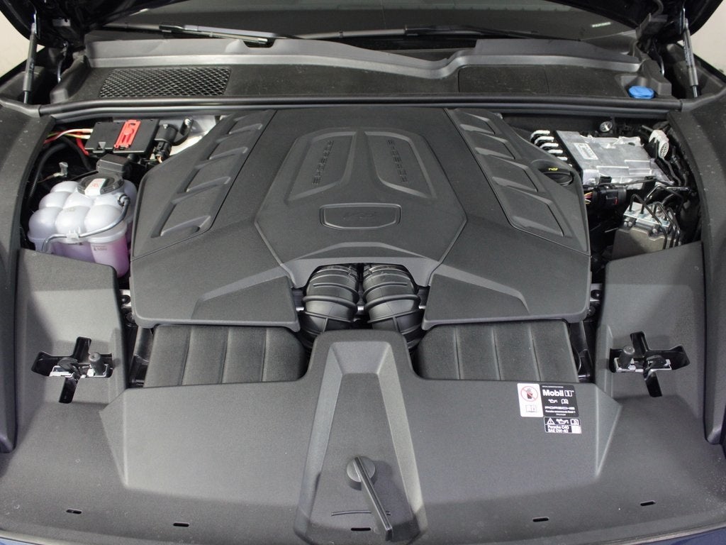 2025 Porsche Cayenne S