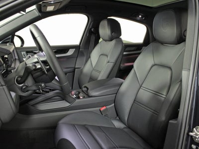 2025 Porsche Cayenne S
