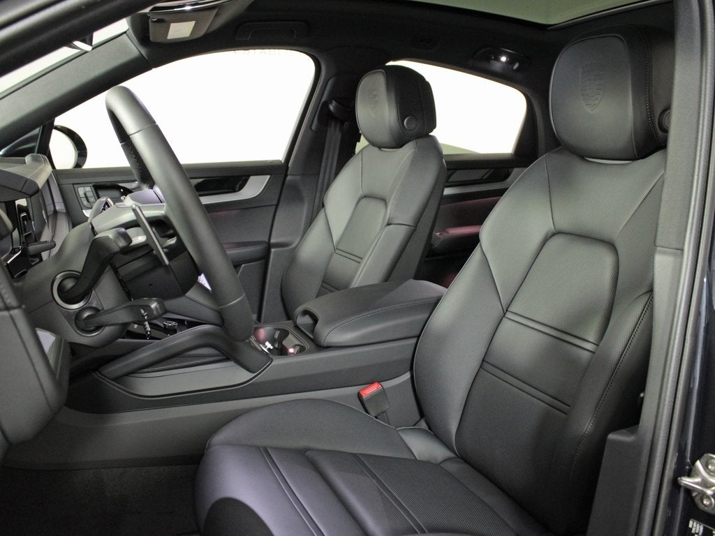 2025 Porsche Cayenne S