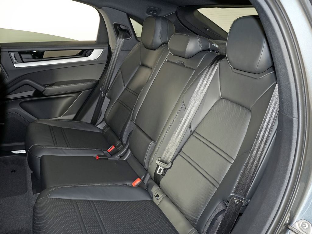 2026 Porsche Cayenne S