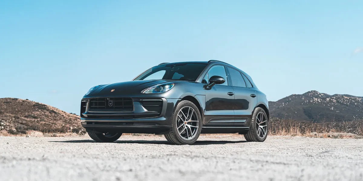 2026 Porsche Macan in Lincolnwood, IL