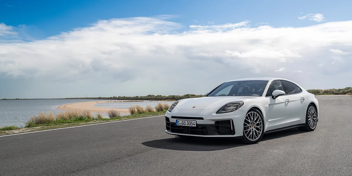 the 2026 Porsche Panamera 4 in IL
