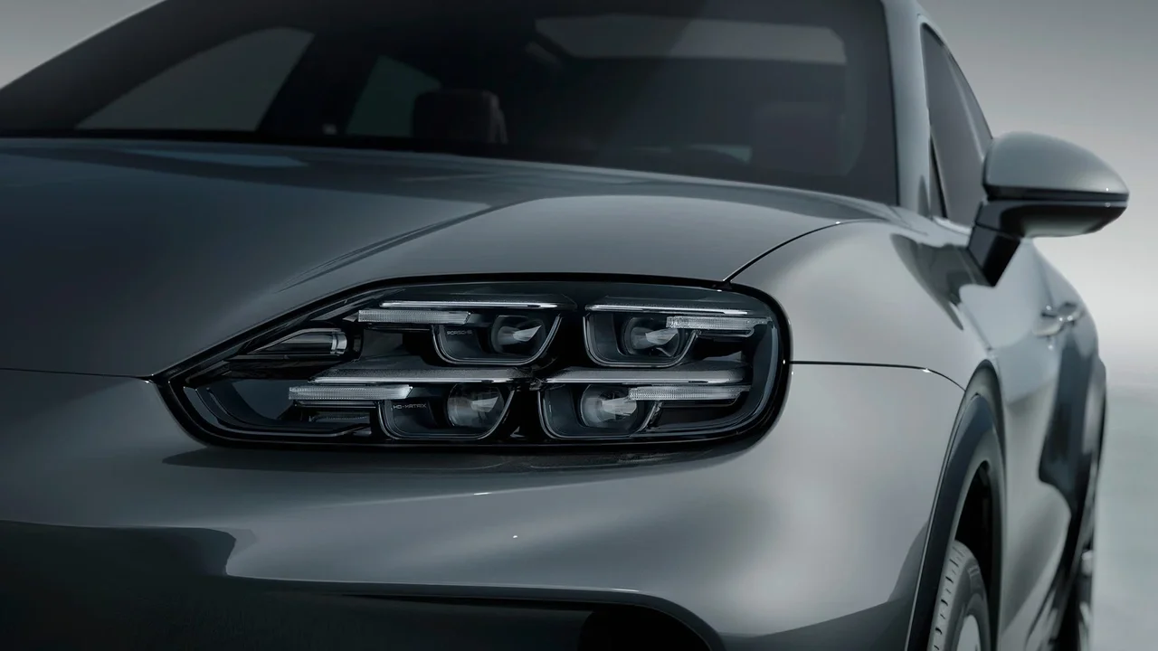 Front three-quarter view of a Porsche Cayenne E-Hybrid luxury SUV