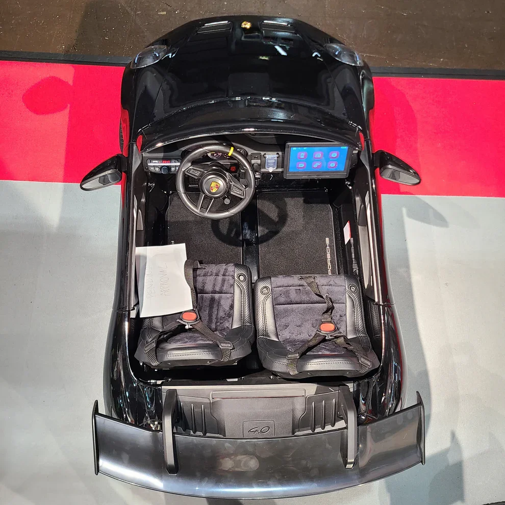 Kids green Porsche Inside